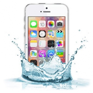 iPhone SE Water Damage