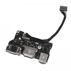 USB Port and Headphone Jack MacBook Air